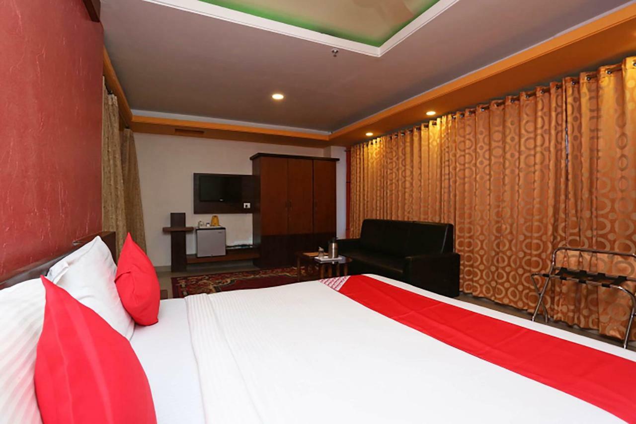 Oyo 38191 Dayal Residency Hotel Jajpur Exterior foto